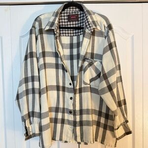 Vintage Black and Cream Plaid Flannel